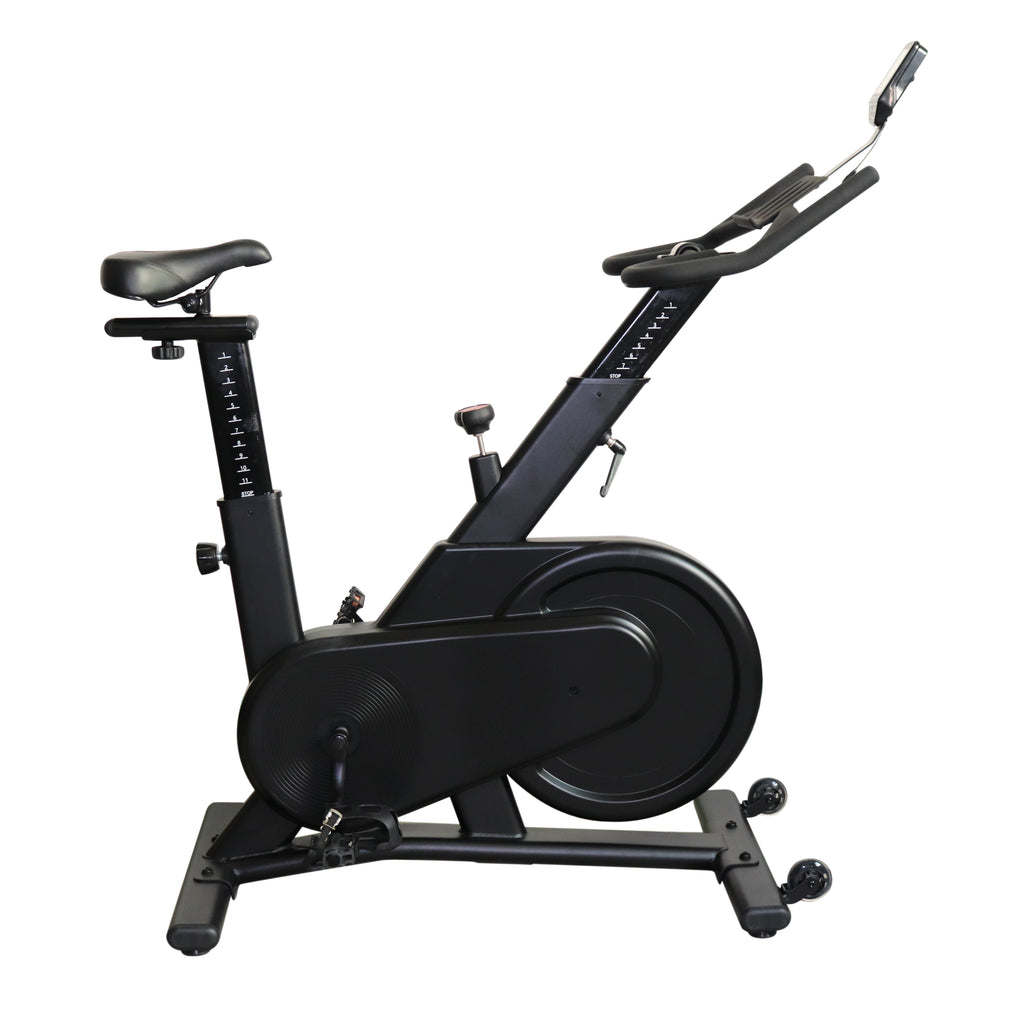 TITAN LIFE Indoor Bike S62